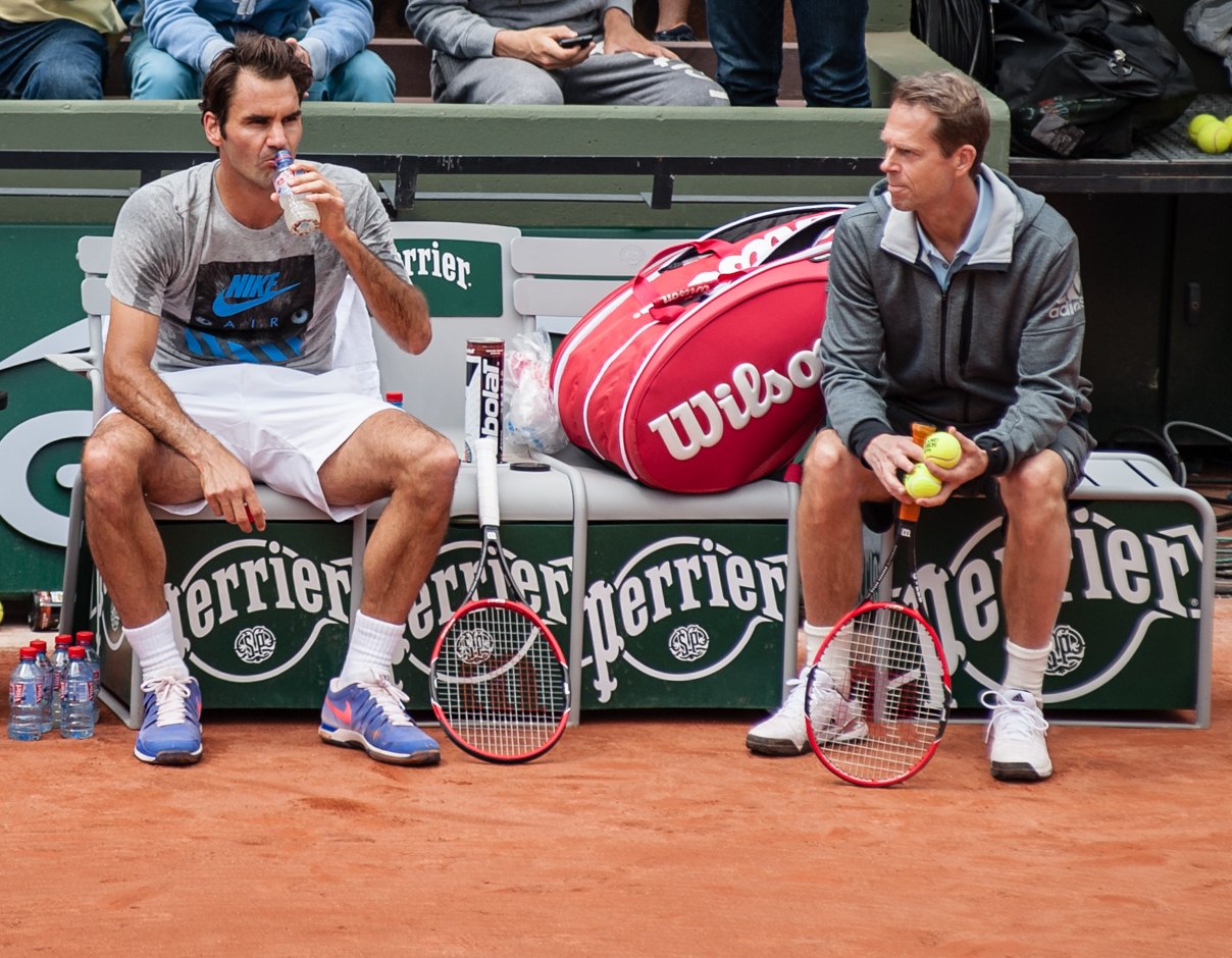 Roger Federer with coach Stefan Edberg at the French Open, 2015.